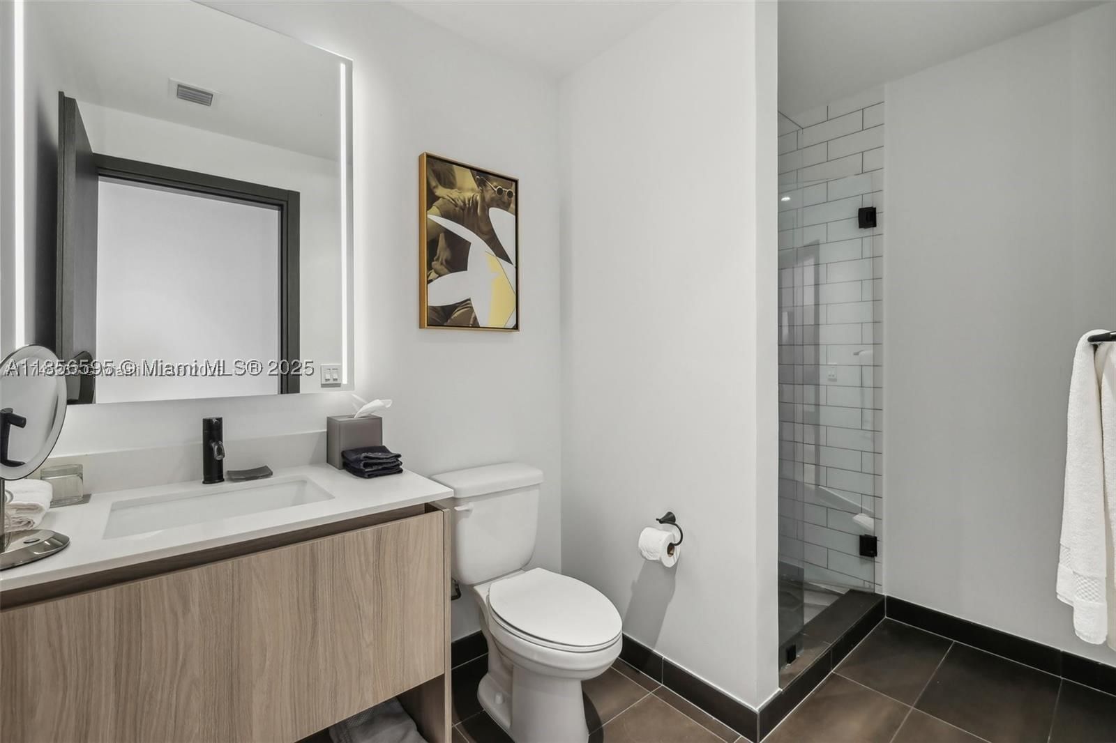 Real estate property located at 398 5th St #4415, Miami-dade, 398 Ne 5th Street Condo, Miami, FL