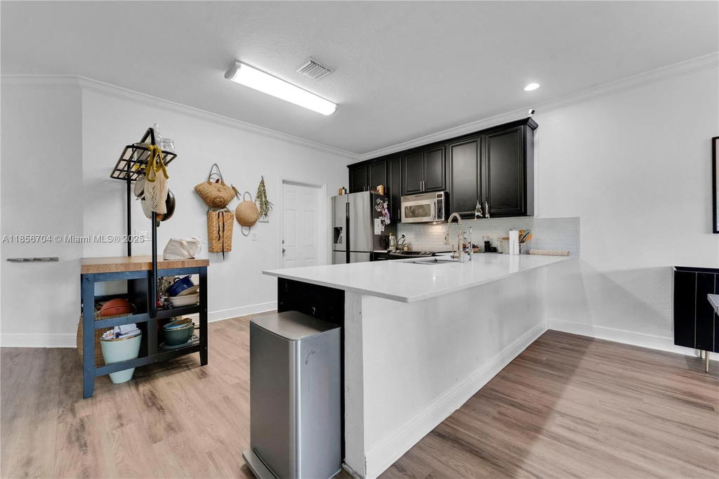 Real estate property located at 8080 27th St, Broward, Aragon Sec One, Sunrise, FL
