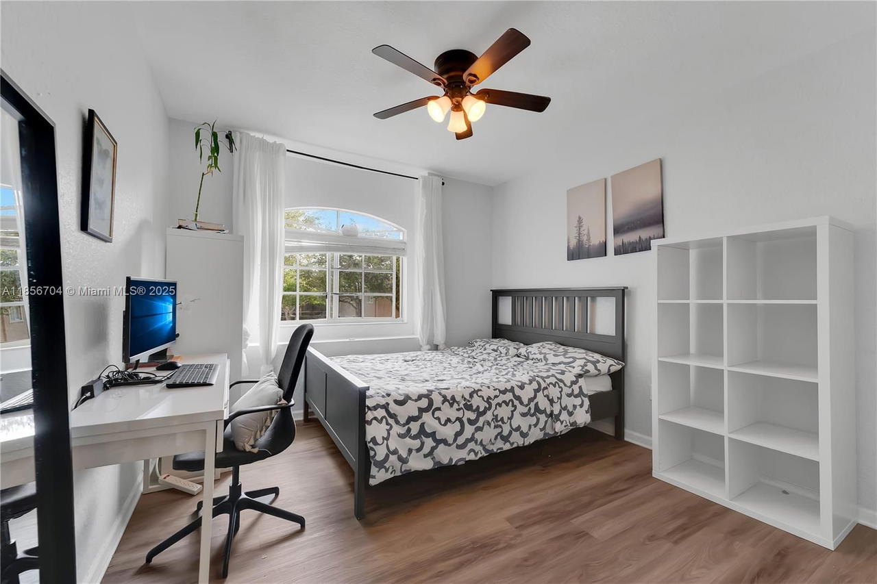 Real estate property located at 8080 27th St, Broward, Aragon Sec One, Sunrise, FL