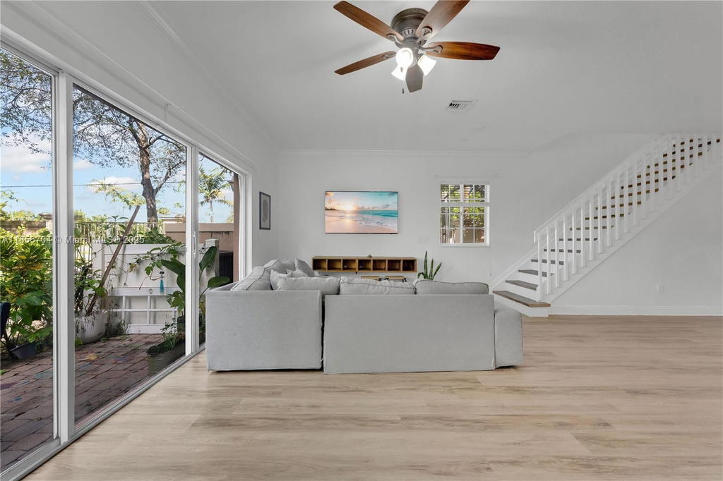 Real estate property located at 8080 27th St, Broward, Aragon Sec One, Sunrise, FL