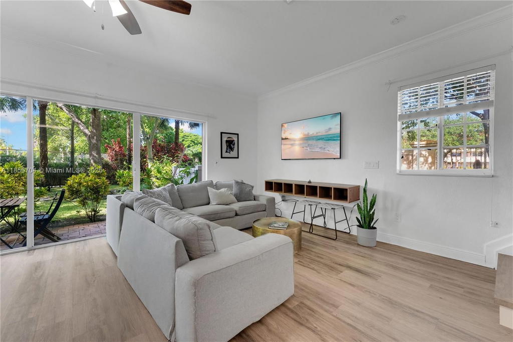 Real estate property located at 8080 27th St, Broward, Aragon Sec One, Sunrise, FL
