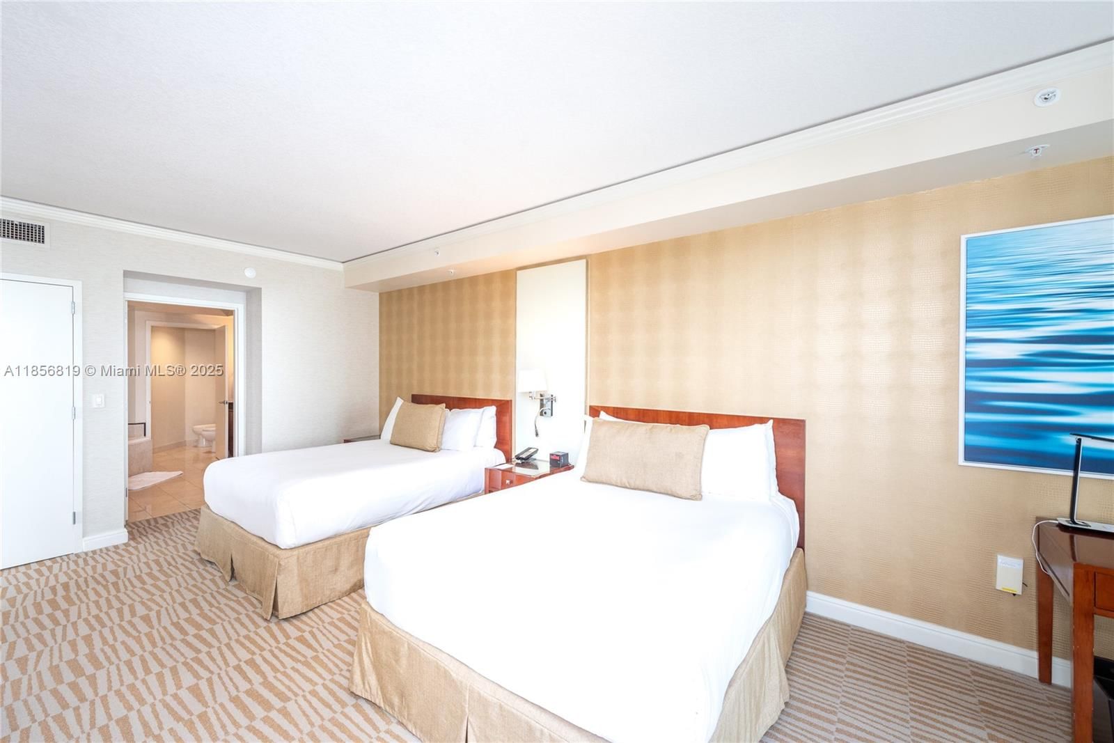 Real estate property located at 18001 Collins Ave #1214- 1215, Miami-dade, Trump International Sones, Sunny Isles Beach, FL