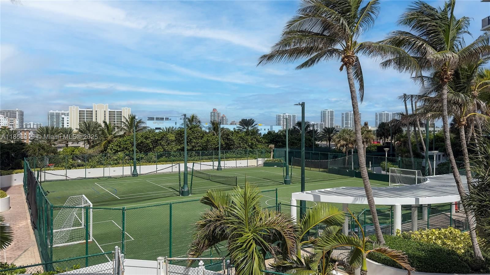 Real estate property located at 18001 Collins Ave #1214- 1215, Miami-dade, Trump International Sones, Sunny Isles Beach, FL