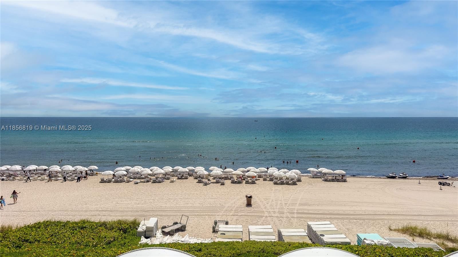 Real estate property located at 18001 Collins Ave #1214- 1215, Miami-dade, Trump International Sones, Sunny Isles Beach, FL