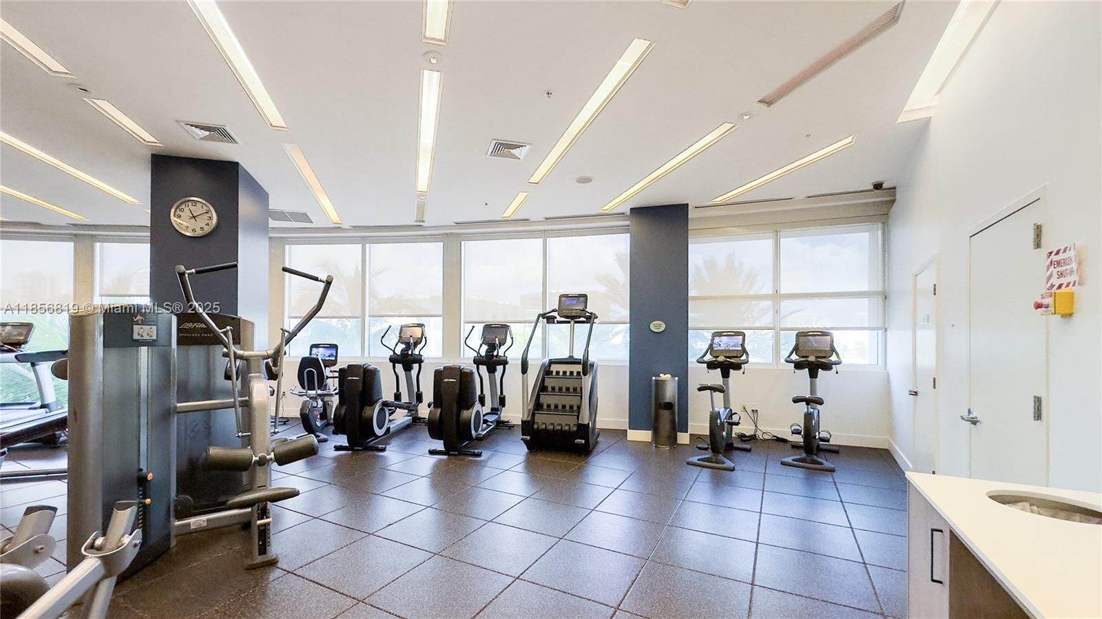 Real estate property located at 18001 Collins Ave #1214- 1215, Miami-dade, Trump International Sones, Sunny Isles Beach, FL