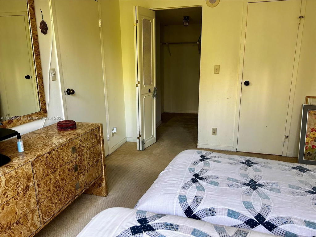 Real estate property located at 16919 Bay Rd #206, Miami-dade, Plaza Of Americas Condo P, Sunny Isles Beach, FL