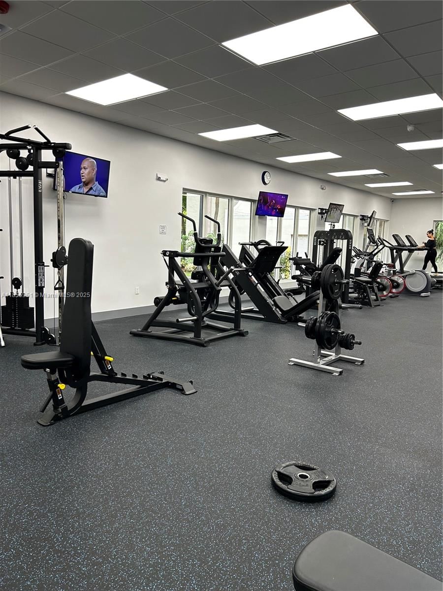 Real estate property located at 16919 Bay Rd #206, Miami-dade, Plaza Of Americas Condo P, Sunny Isles Beach, FL