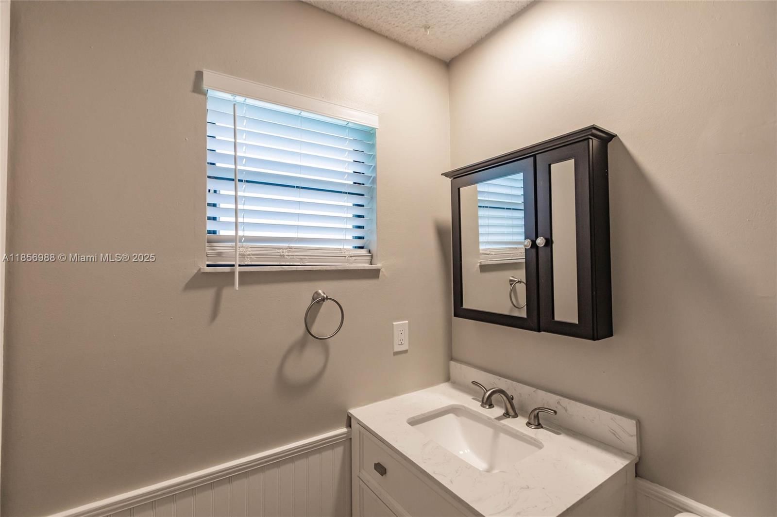 Real estate property located at 7603 Penny Ln, St Lucie, Lakewood Park Unit 7, Fort Pierce, FL