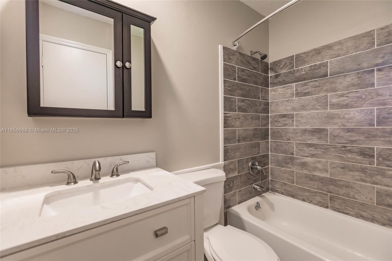 Real estate property located at 7603 Penny Ln, St Lucie, Lakewood Park Unit 7, Fort Pierce, FL
