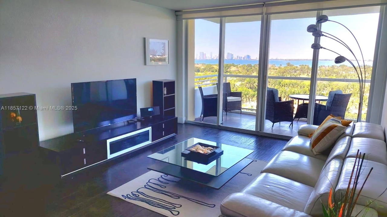 Real estate property located at 5600 Collins Ave #14H, Miami-dade, 5600 Condo, Miami Beach, FL