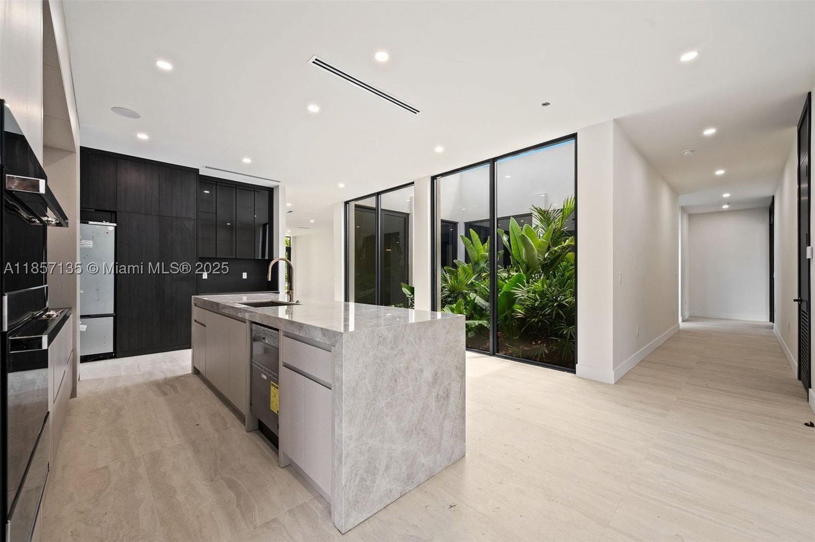 Real estate property located at 2940 63rd Ave, Miami-dade, Coral Villas Rev, Miami, FL