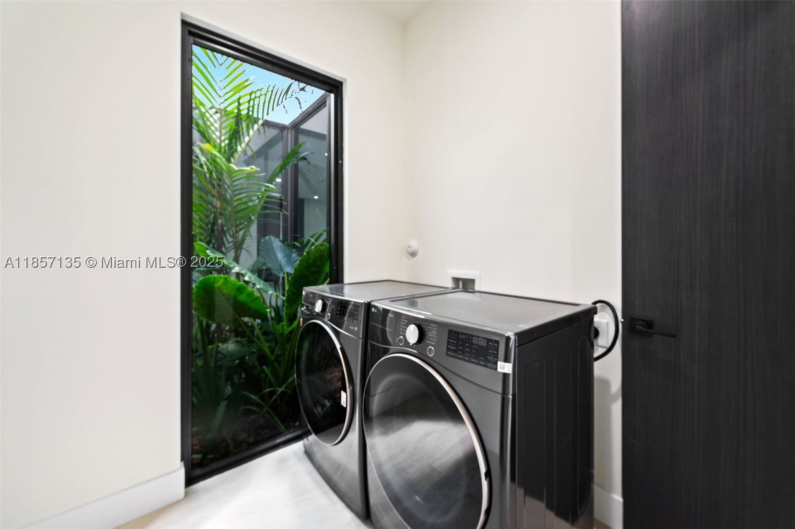 Real estate property located at 2940 63rd Ave, Miami-dade, Coral Villas Rev, Miami, FL