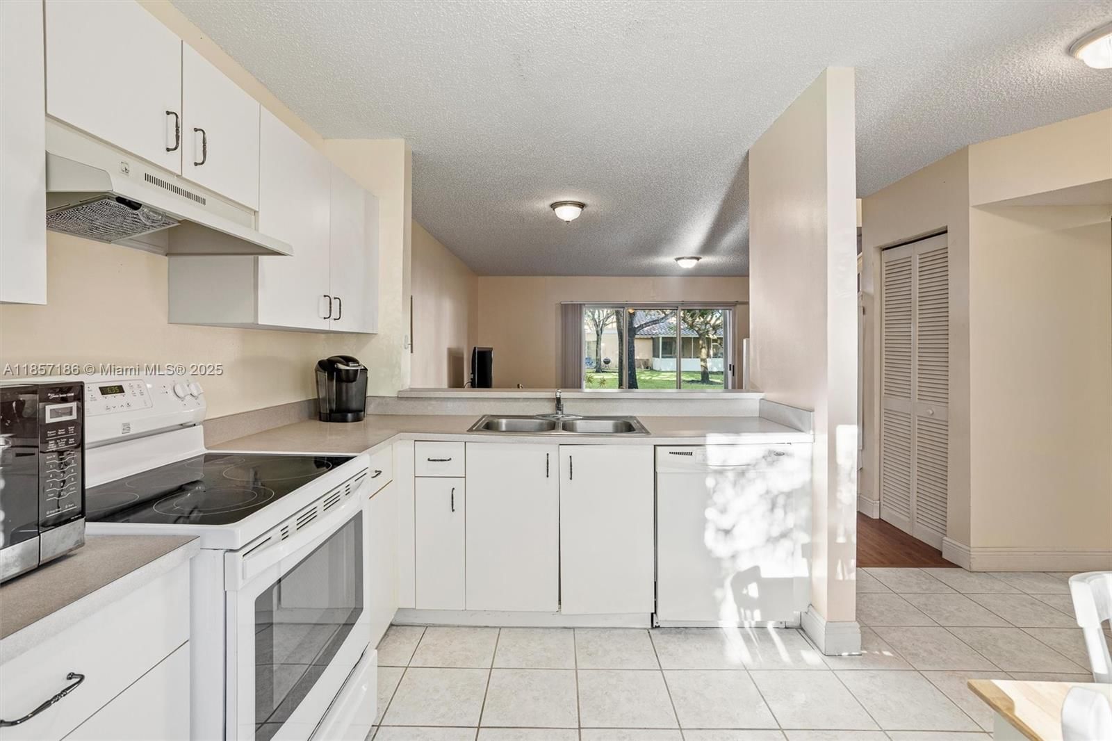 Real estate property located at 719 208th Way, Broward, Chapel Trail Ii, Pembroke Pines, FL