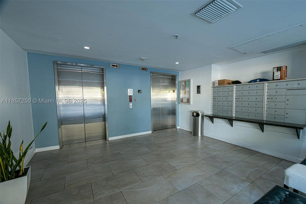 Real estate property located at 2740 28th Ter #603, Miami-dade, Villaggio In The Grove To, Miami, FL