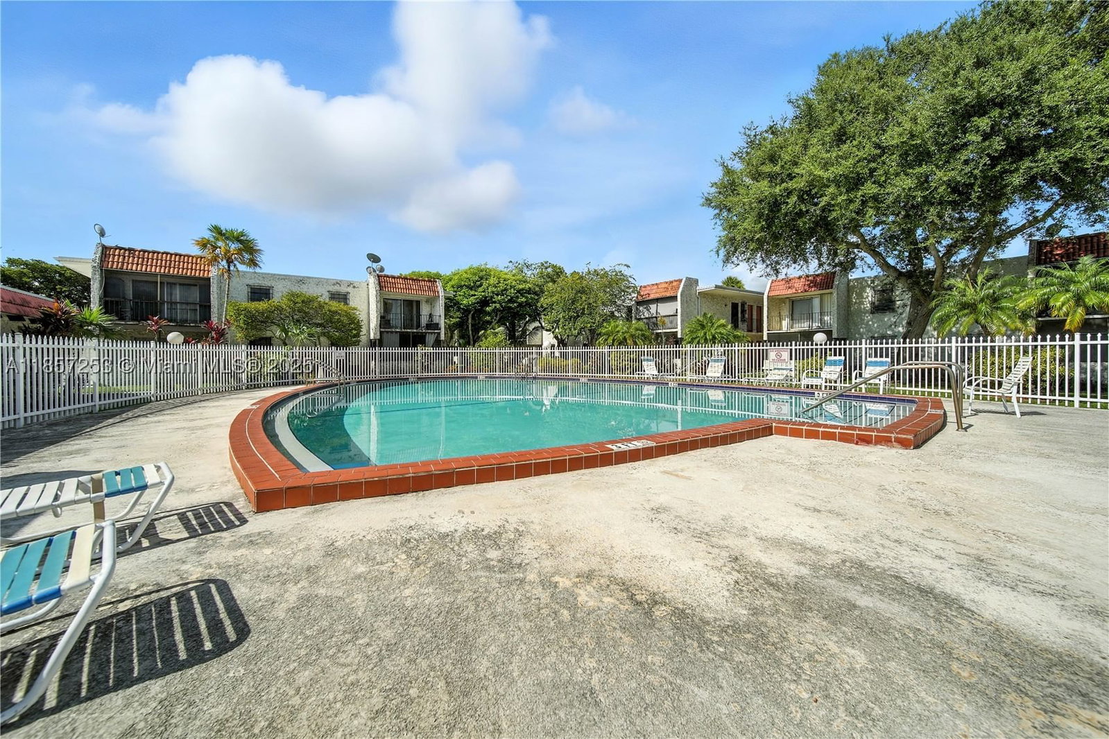 Real estate property located at 8701 141st St B1, Miami-dade, Casa Granada Condo, Palmetto Bay, FL