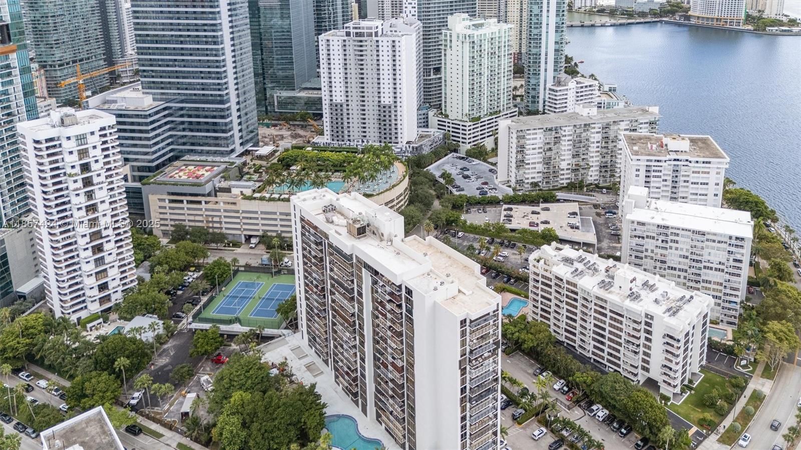 Real estate property located at 1450 Brickell Bay Dr #515, Miami-dade, Costa Bella Condo, Miami, FL