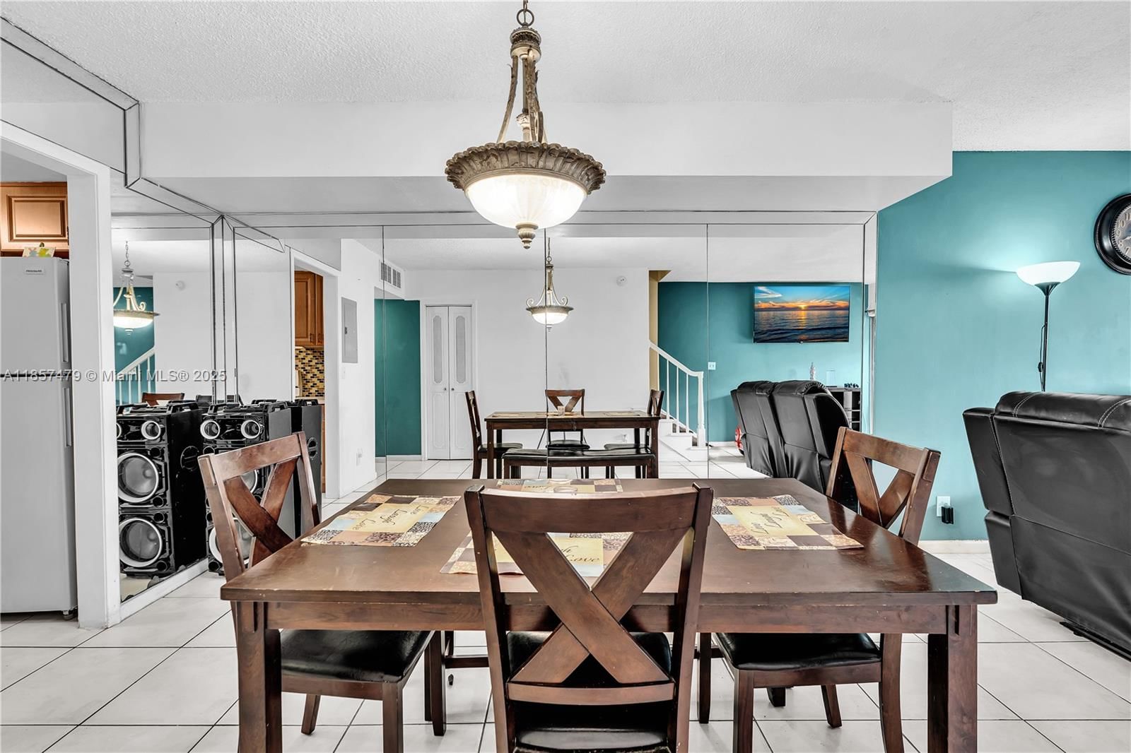 Real estate property located at 3301 Spanish Moss Ter #417, Broward, Lakes Of Inverrary Condo, Lauderhill, FL