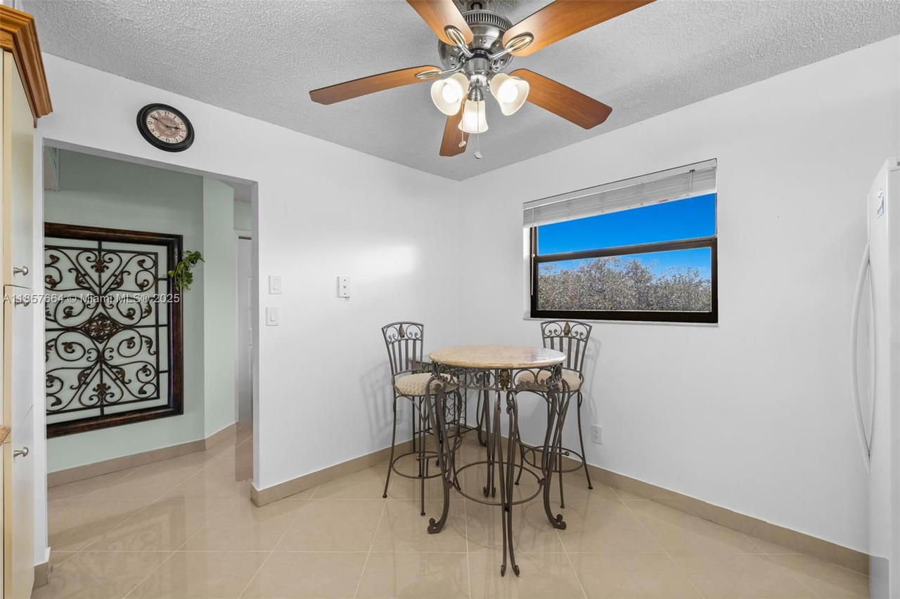 Real estate property located at 4970 Sabal Palm Blvd #403, Broward, Lakes Of Carriage Hills, Tamarac, FL