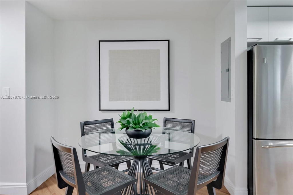 Real estate property located at 3339 Virginia Street #301, Miami-dade, Lofts At Mayfair Condo, Miami, FL