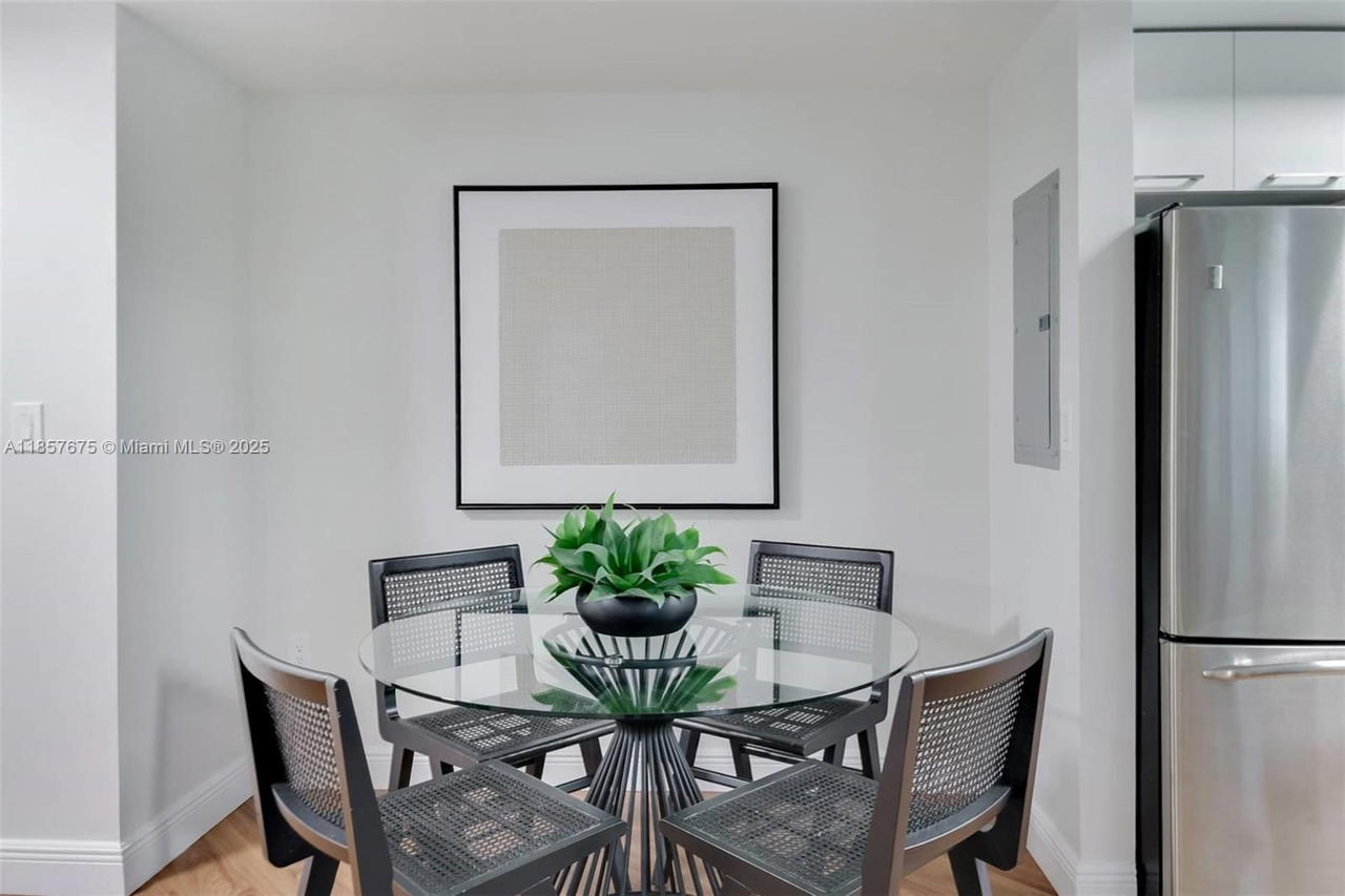 Real estate property located at 3339 Virginia Street #301, Miami-dade, Lofts At Mayfair Condo, Miami, FL