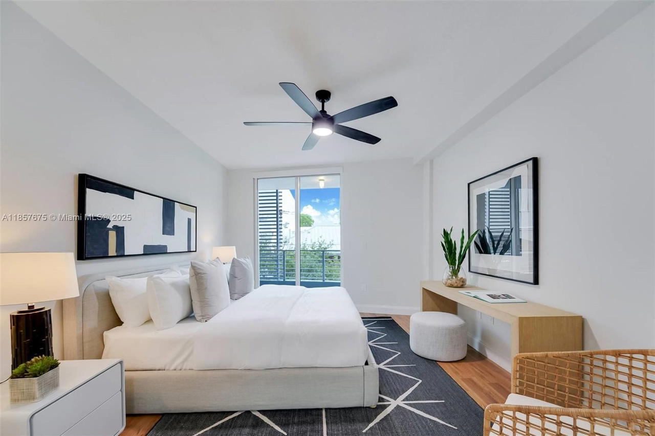 Real estate property located at 3339 Virginia Street #301, Miami-dade, Lofts At Mayfair Condo, Miami, FL