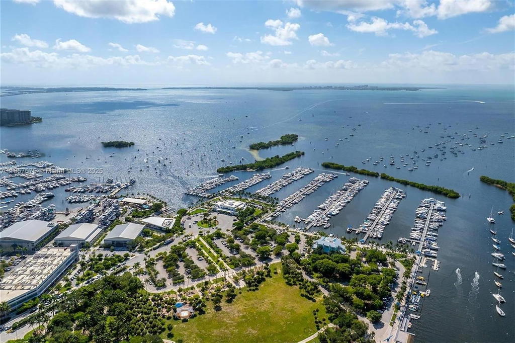 Real estate property located at 3339 Virginia Street #301, Miami-dade, Lofts At Mayfair Condo, Miami, FL
