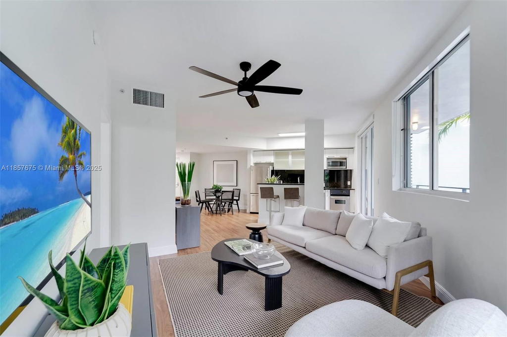 Real estate property located at 3339 Virginia Street #301, Miami-dade, Lofts At Mayfair Condo, Miami, FL