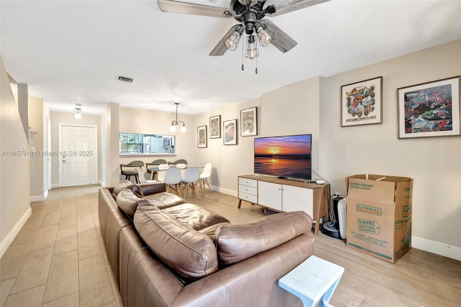 Real estate property located at 226 City View Drive, Broward, City View Townhomes, Fort Lauderdale, FL