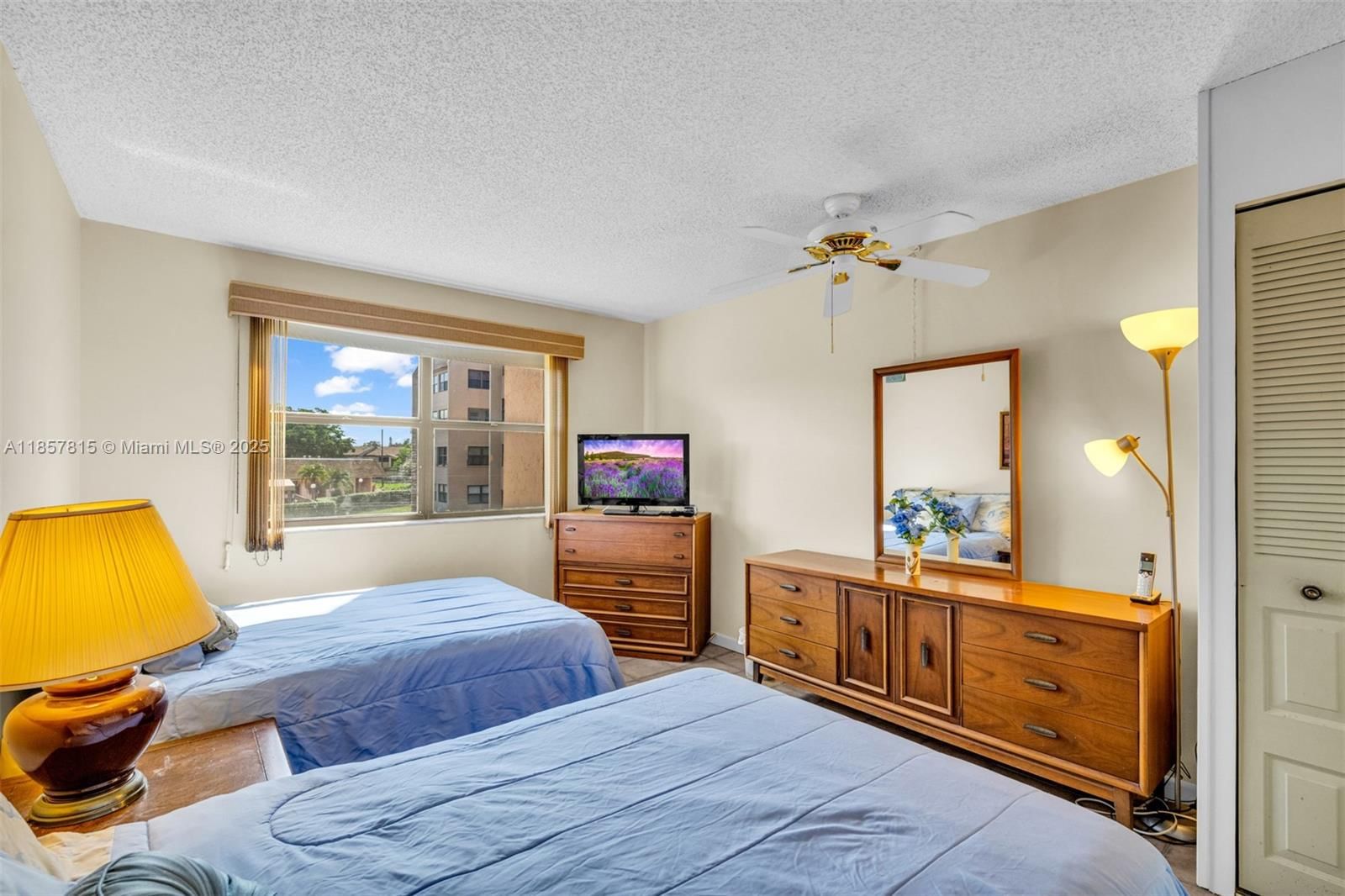 Real estate property located at 10444 30th Ct #204, Broward, Sunrise Lakes 165 Condo, Sunrise, FL