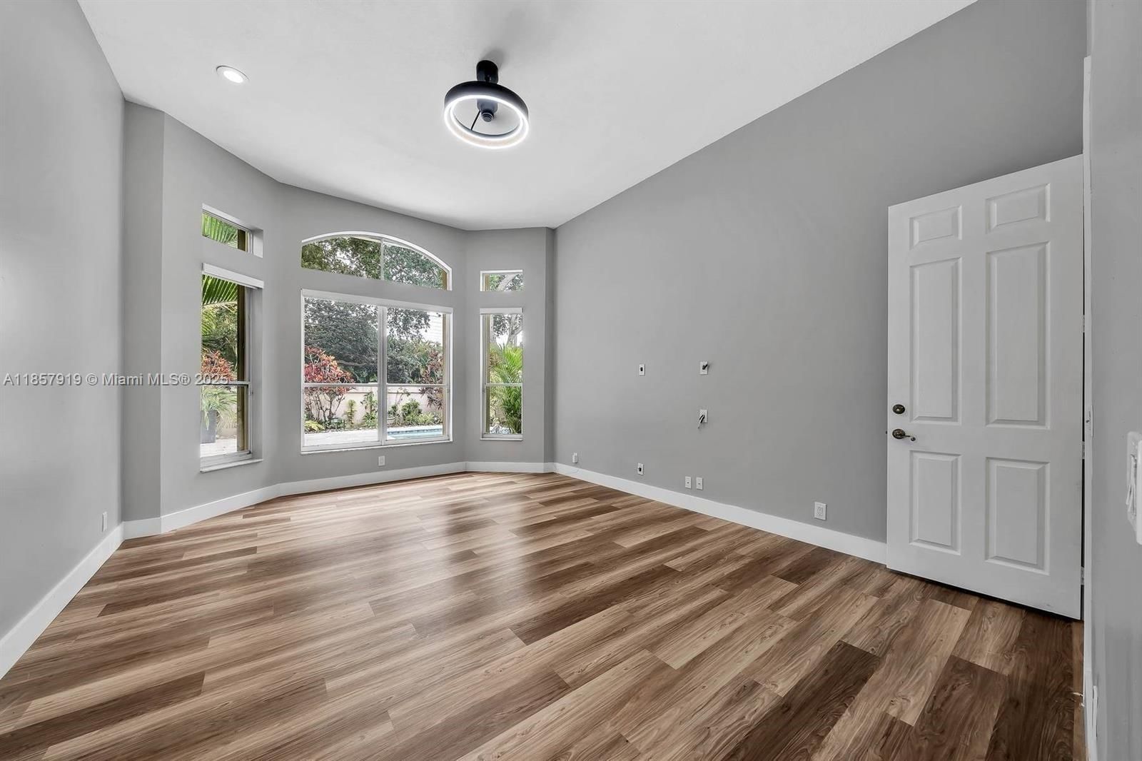 Real estate property located at 5323 34th Way, Broward, Banyan Oakridge Plat, Hollywood, FL