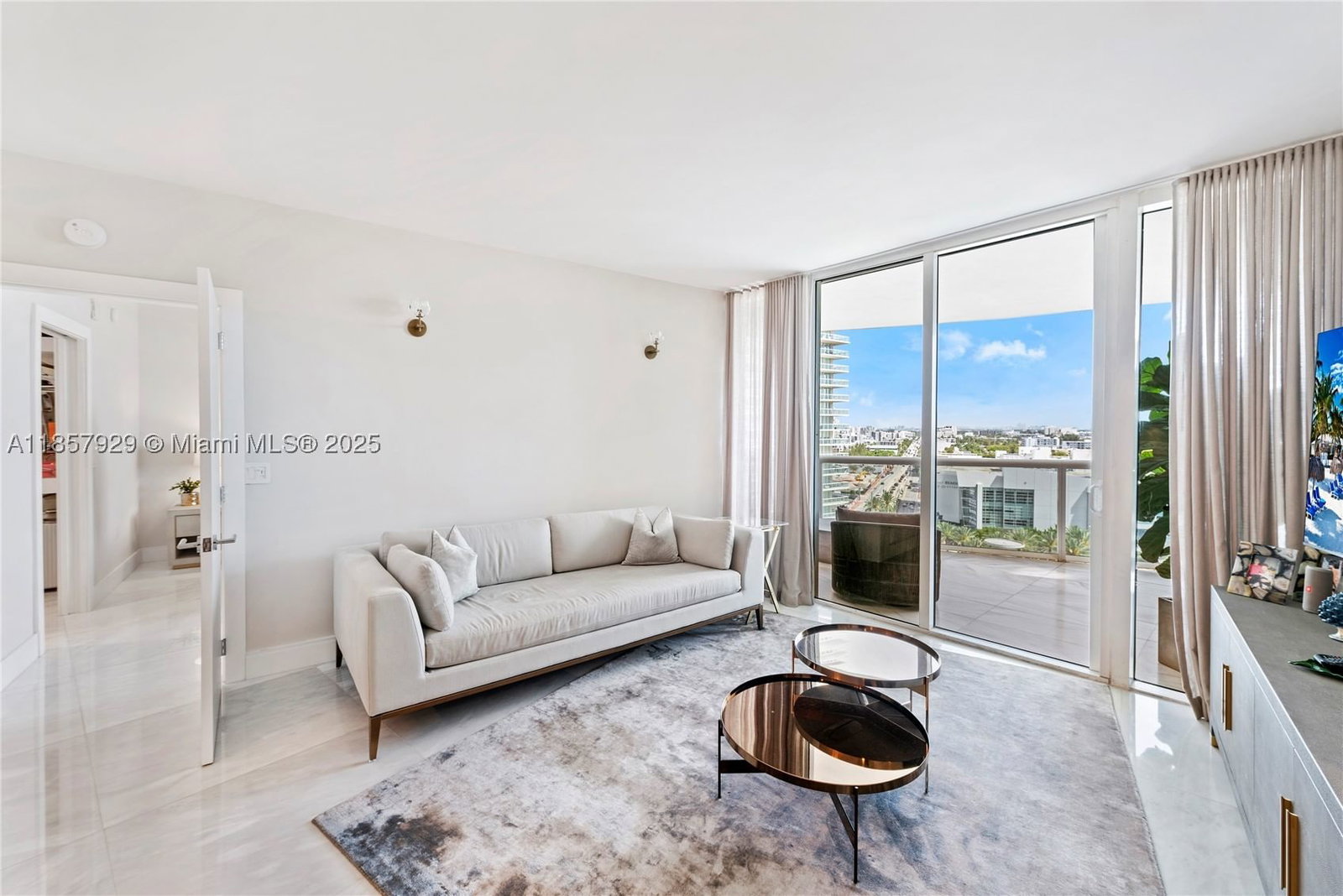 Real estate property located at 400 Alton Rd #1405, Miami-dade, Murano Grande, Miami Beach, FL