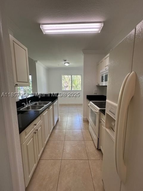 Real estate property located at 20810 87th Ave #308, Miami-dade, Galloway Lakefront Condo, Cutler Bay, FL