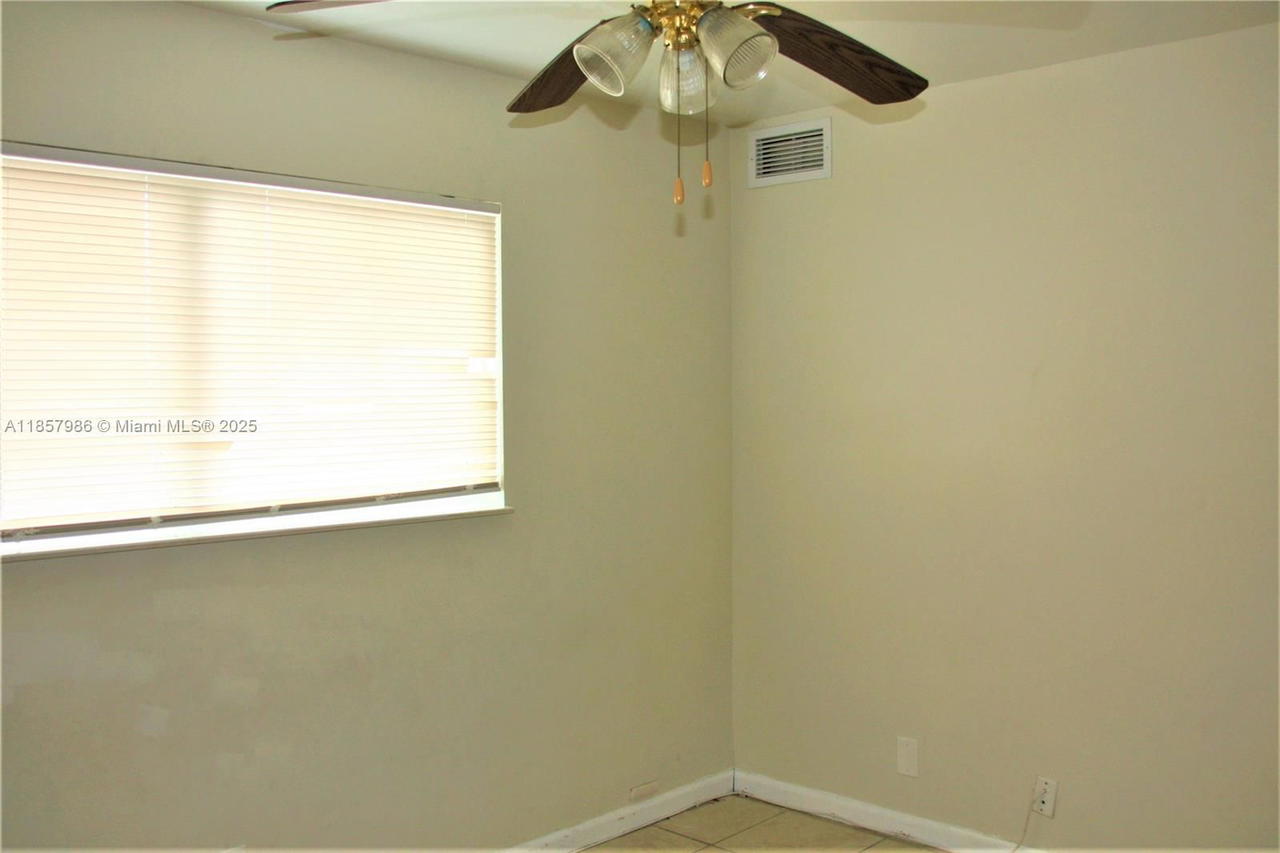 Real estate property located at 2922 55th Ave #2B, Broward, Stonebridge Gardens Secti, Lauderhill, FL