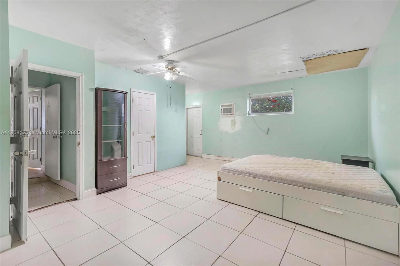 Real estate property located at 5520 Johnson St, Broward, Hollywood Hills, Hollywood, FL