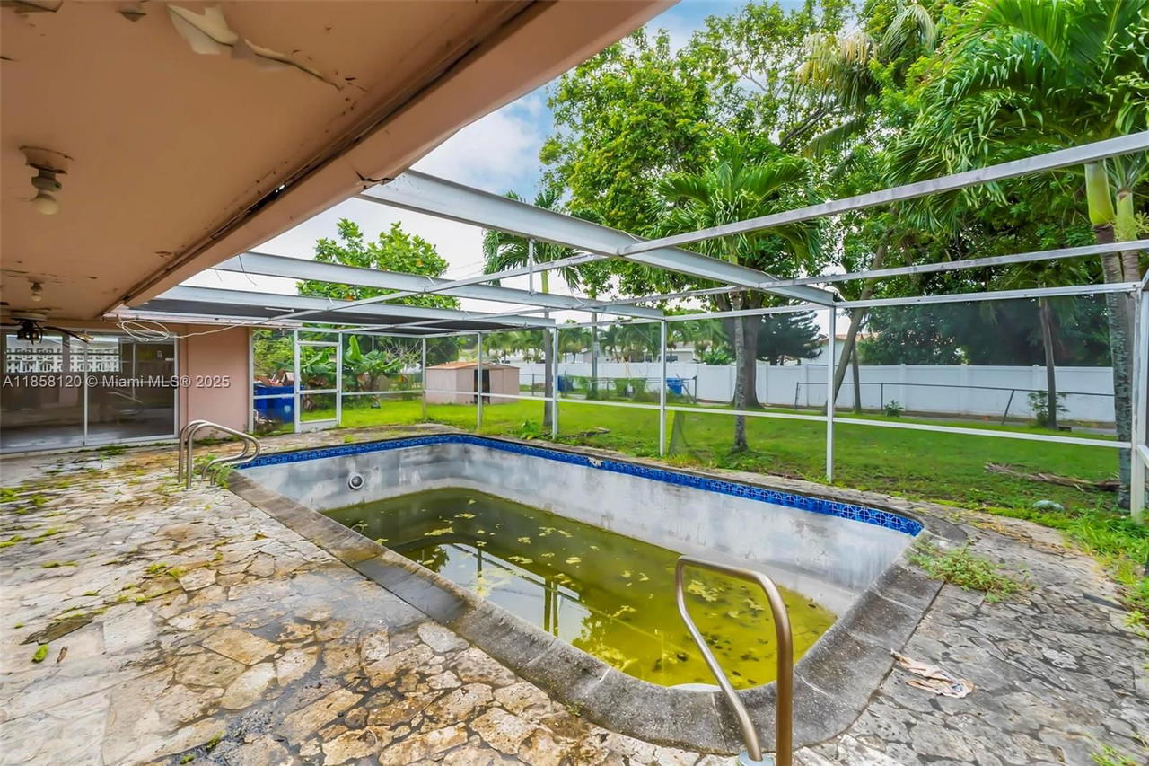 Real estate property located at 5520 Johnson St, Broward, Hollywood Hills, Hollywood, FL