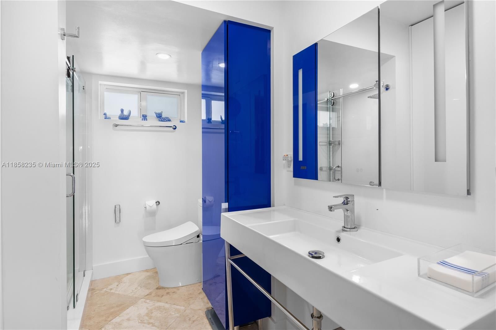 Real estate property located at 1400 Lincoln Rd #402, Miami-dade, Lincoln Plaza Condo, Miami Beach, FL