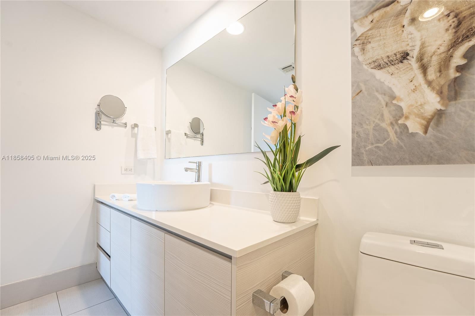 Real estate property located at 2602 Hallandale Beach Blvd R706, Broward, Beachwalk Condominium, Hallandale Beach, FL