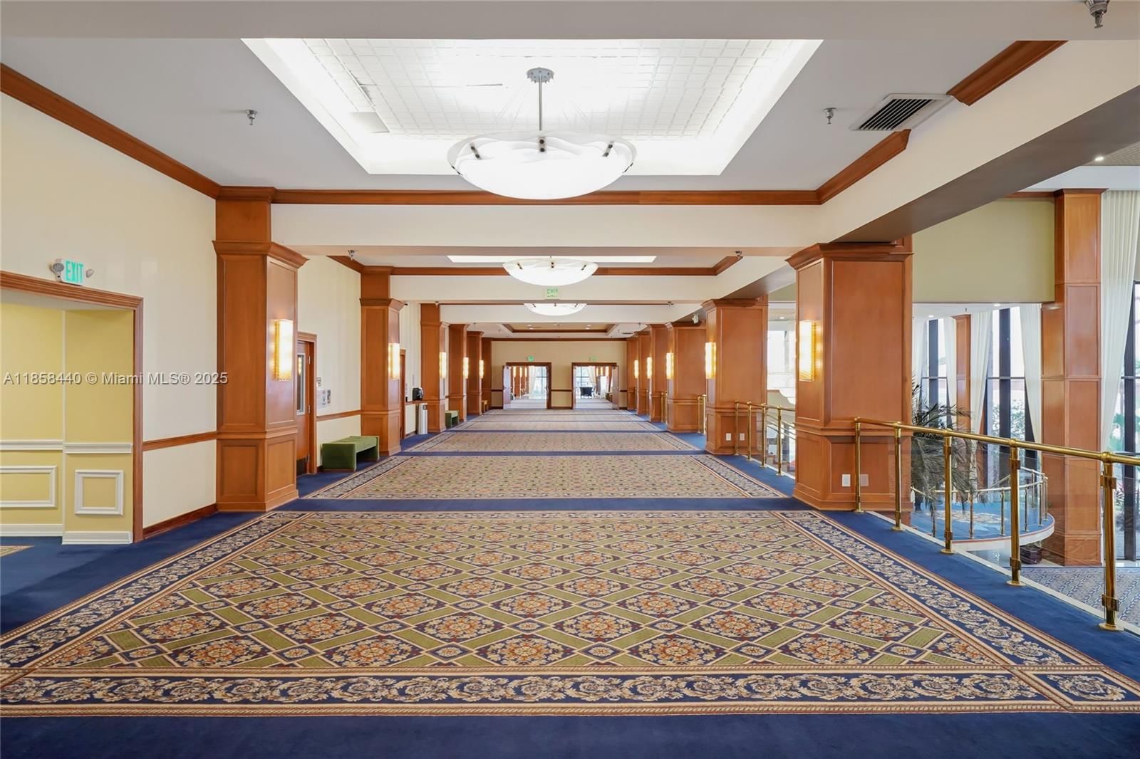 Real estate property located at 300 130th Ter #405B, Broward, Lancaster At Century Vill, Pembroke Pines, FL