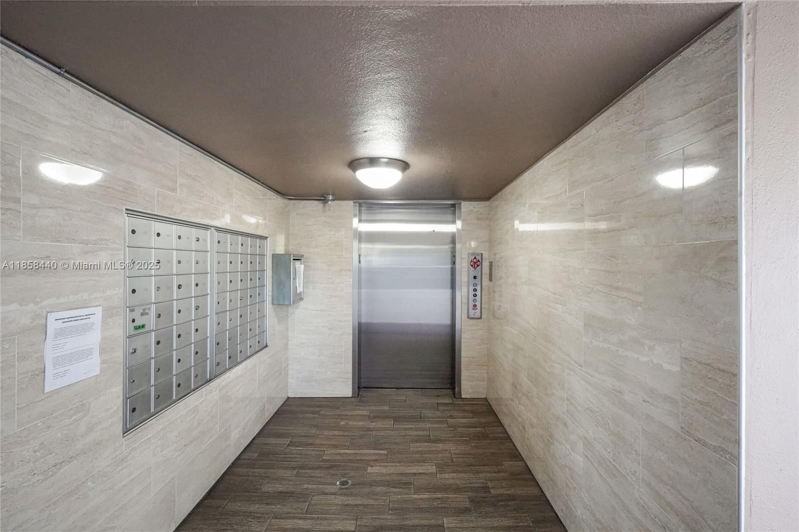 Real estate property located at 300 130th Ter #405B, Broward, Lancaster At Century Vill, Pembroke Pines, FL