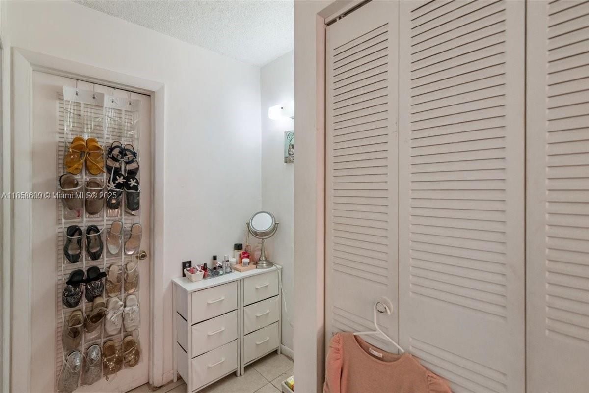 Real estate property located at 6190 19th Ave #202, Miami-dade, Morada No 1 Condo, Hialeah, FL