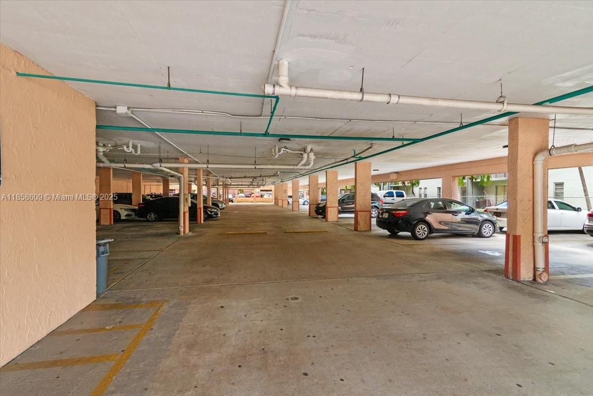 Real estate property located at 6190 19th Ave #202, Miami-dade, Morada No 1 Condo, Hialeah, FL