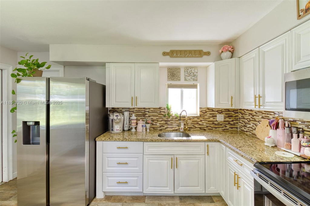 Real estate property located at 9452 51st Ct, Broward, Summertime Isles 1st Add, Cooper City, FL
