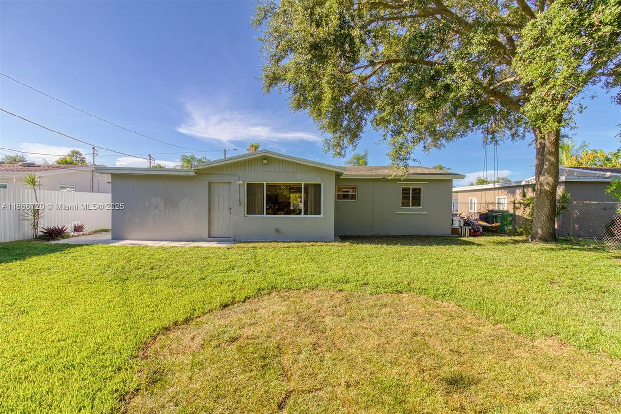 Real estate property located at 9452 51st Ct, Broward, Summertime Isles 1st Add, Cooper City, FL
