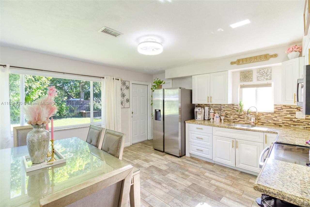 Real estate property located at 9452 51st Ct, Broward, Summertime Isles 1st Add, Cooper City, FL