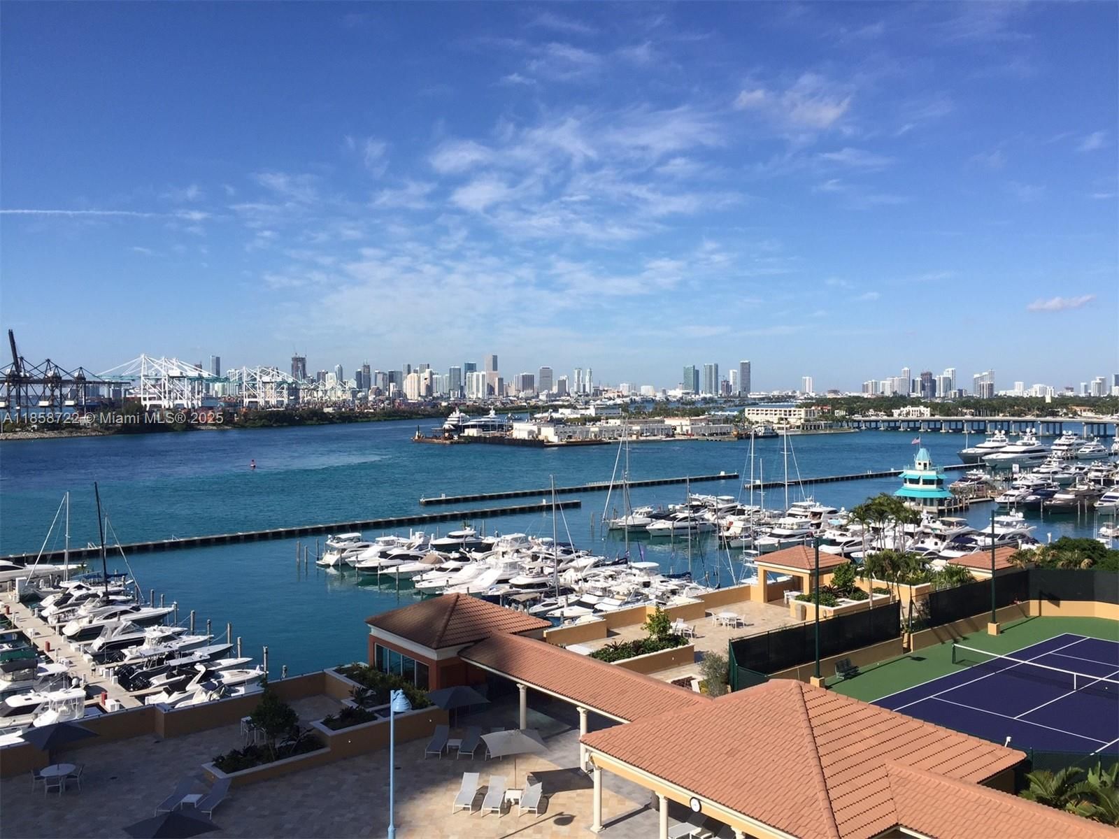 Real estate property located at 90 Alton Rd #2505, Miami-dade, Yacht Club At Portofino C, Miami Beach, FL