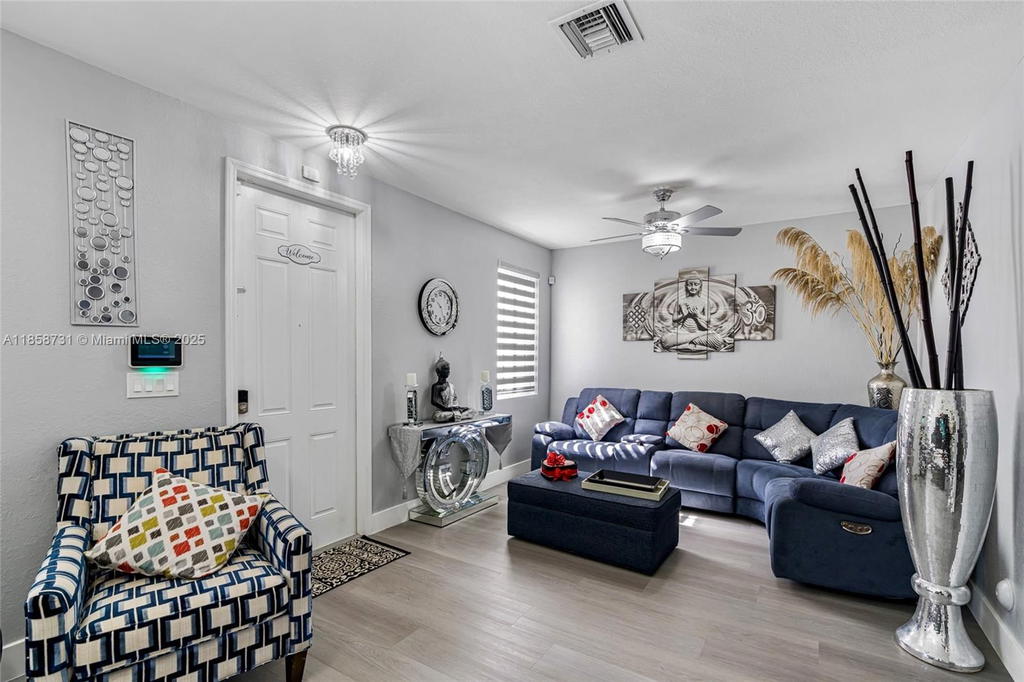 Real estate property located at 27356 142nd Ct, Miami-dade, Mandarin Lakes, Homestead, FL