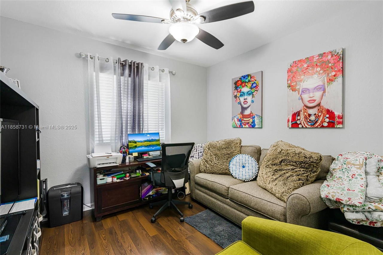 Real estate property located at 27356 142nd Ct, Miami-dade, Mandarin Lakes, Homestead, FL