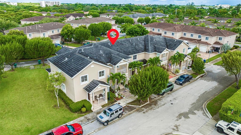 Real estate property located at 27356 142nd Ct, Miami-dade, Mandarin Lakes, Homestead, FL