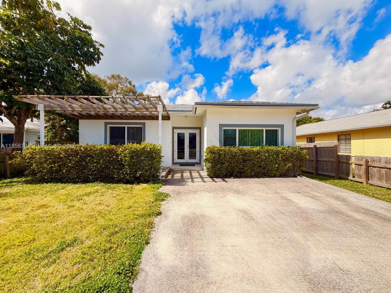 Real estate property located at 14 7th Ave, Broward, George M Phippens Sub, Dania Beach, FL