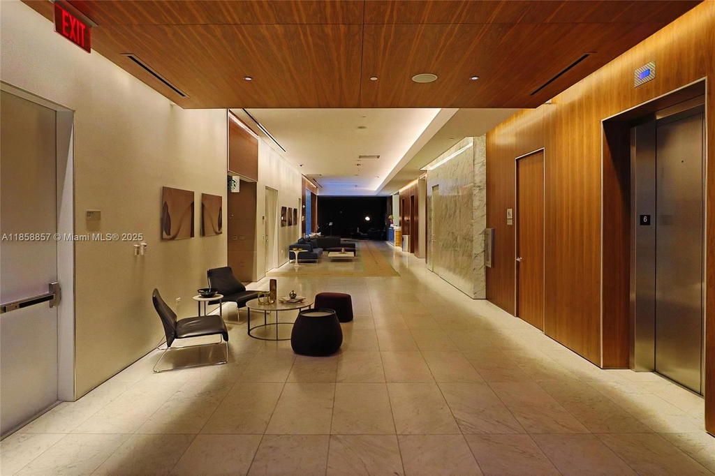 Real estate property located at 68 6th St #1008, Miami-dade, Reach Condo, Miami, FL